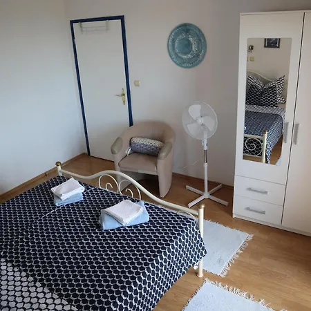 Mila Lägenhet Makarska